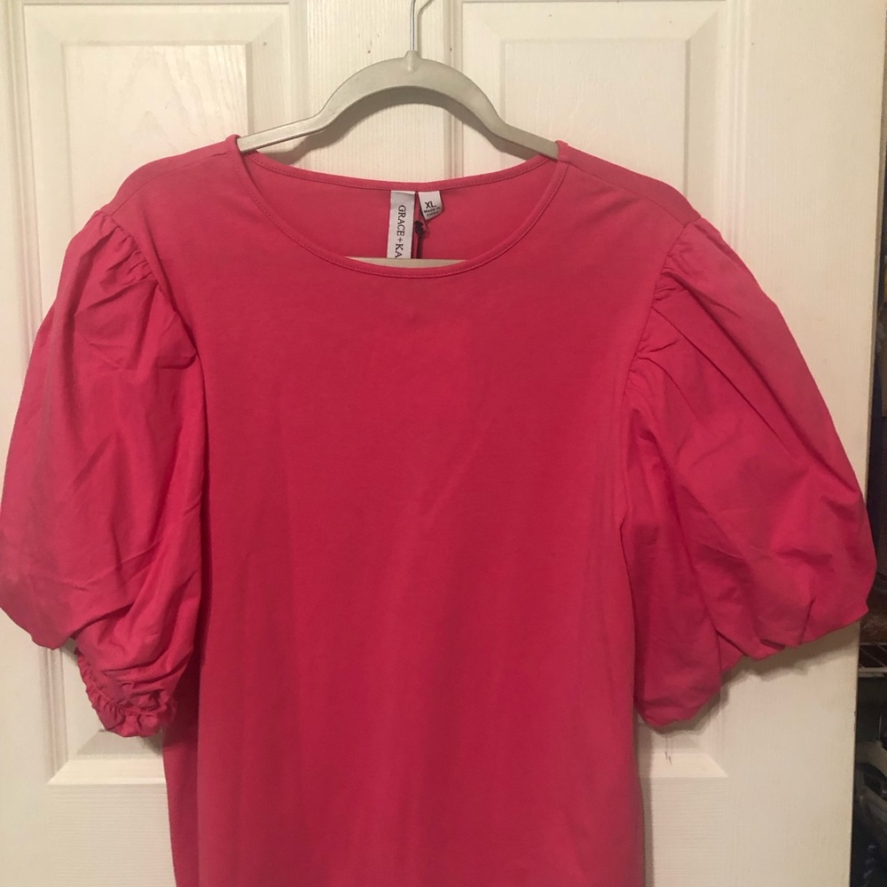 NWT Grace+Karma Women’s Puff Sleeve Tee - Pink
